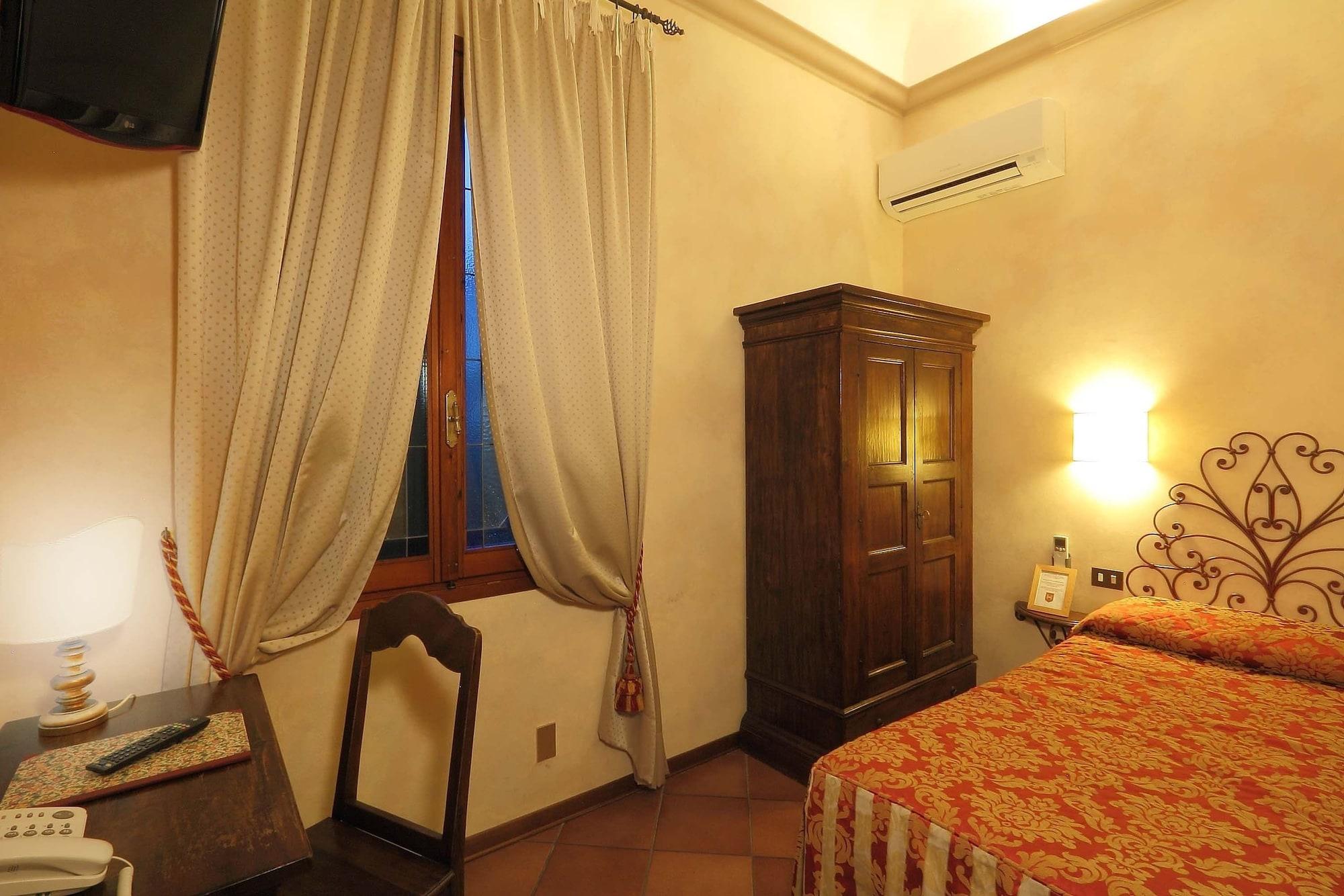 Hotel Mario's Florencia Exterior foto