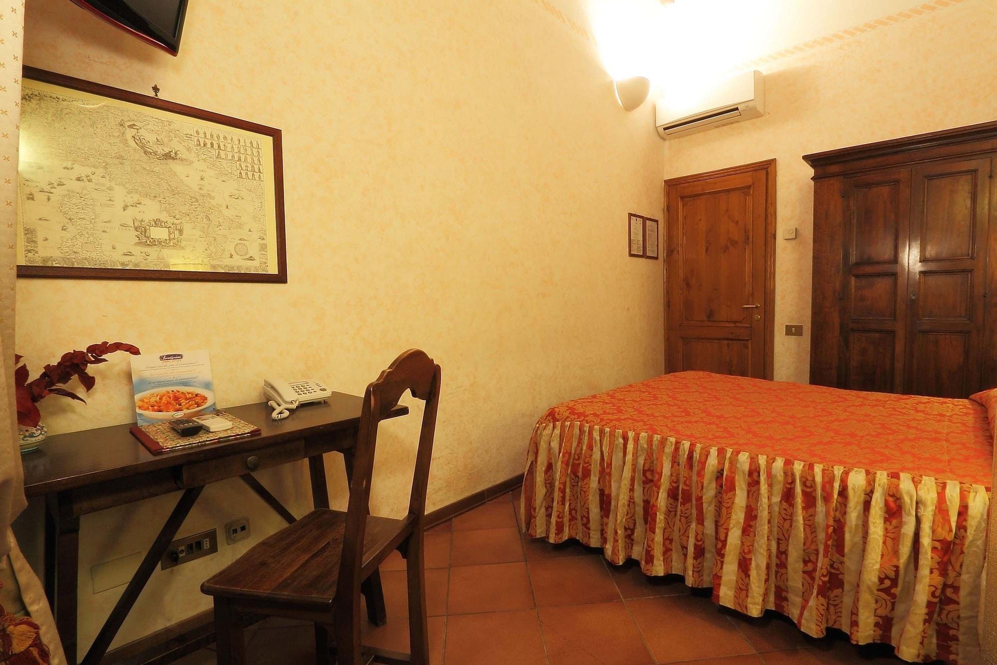 Hotel Mario's Florencia Exterior foto